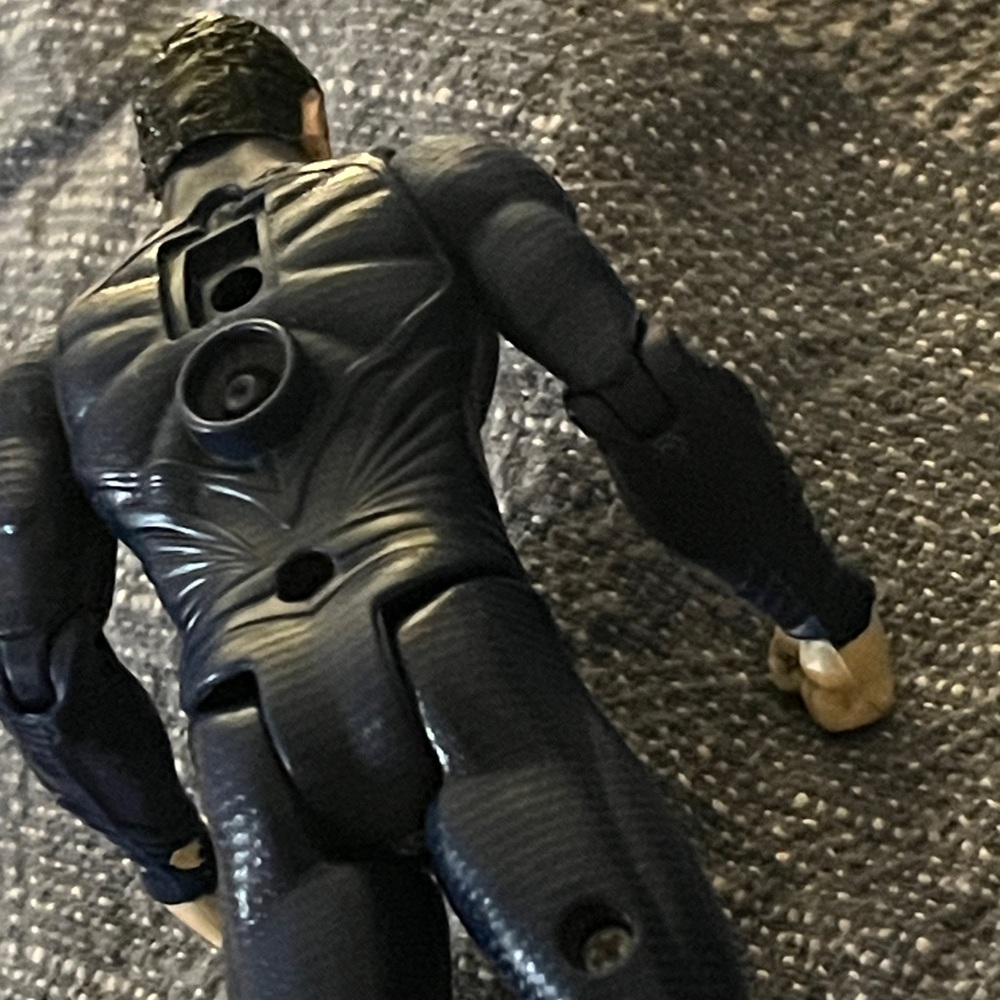 Superman Action Figure - Picture 6 of 9